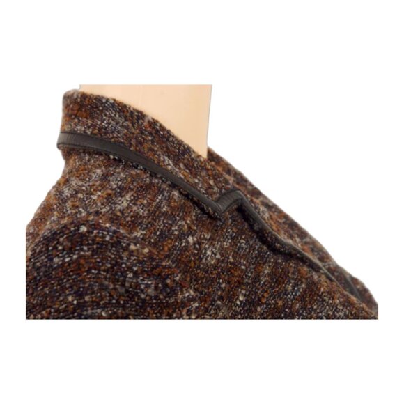 ST. JOHN KNIT TWEED SUIT WITH LEATHER TRIM - Picture 12 of 12